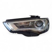 Load image into Gallery viewer, Frontscheinwerfer Audi A3 8V0941005 Xenon Ein Stück (Rechts oder Links) SCH5950035244ld