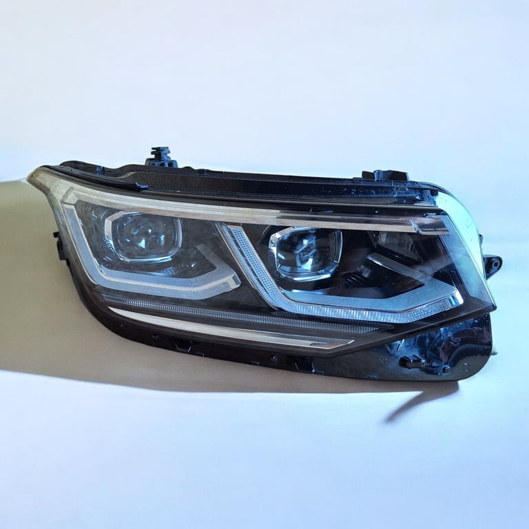 Frontscheinwerfer VW Tiguan 5NB941082G Rechts Scheinwerfer Headlight