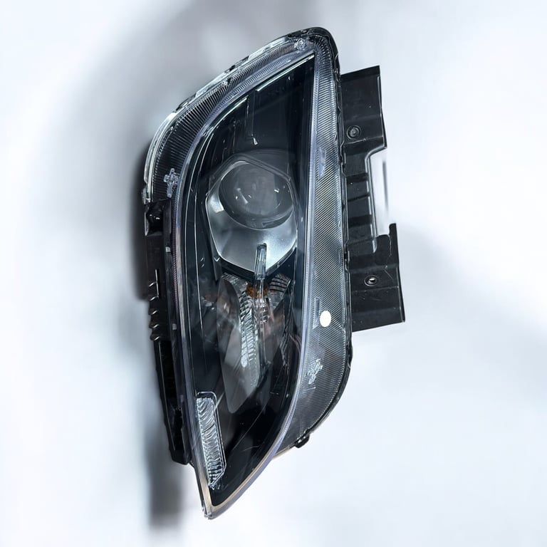 Frontscheinwerfer Hyundai Kona J9921-63020 LED Rechts Scheinwerfer Headlight