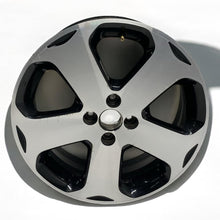 Laden Sie das Bild in den Galerie-Viewer, 1x Alufelge 17 Zoll 6.5&quot; 4x100 43ET Glanz 52910-1W400 Kia Rio Iv Rim Wheel