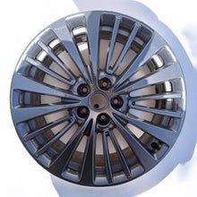 Laden Sie das Bild in den Galerie-Viewer, 1x Alufelge 18 Zoll 7.5&quot; 5x108 49ET 5JX18, Opel Rim Wheel