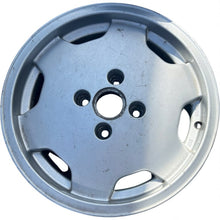 Laden Sie das Bild in den Galerie-Viewer, 1x Alufelge 15 Zoll 6.0&quot; 4x108 Glanz Audi 80 Rim Wheel
