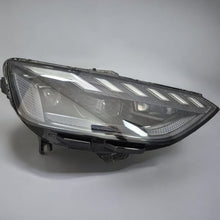 Laden Sie das Bild in den Galerie-Viewer, Frontscheinwerfer Audi B9 8W0941036J LED Ein Stück (Rechts oder Links) Headlight