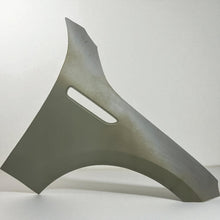 Laden Sie das Bild in den Galerie-Viewer, Kotflügel Mercedes-Benz Eqc Vorne Rechts Zum Streichen