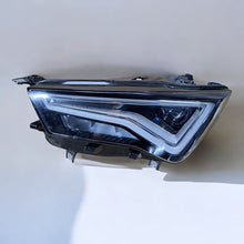 Load image into Gallery viewer, Frontscheinwerfer Seat Ateca 1EX014891-31 Links Scheinwerfer Headlight