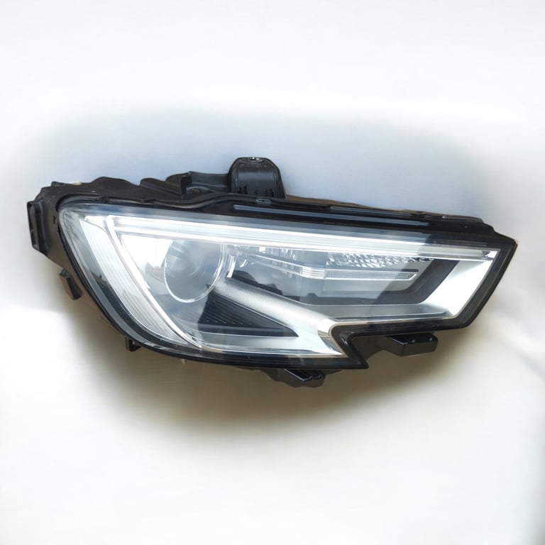 Frontscheinwerfer Audi A3 8V0941006E Xenon Rechts Scheinwerfer Headlight