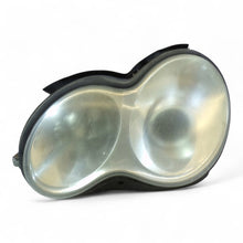 Laden Sie das Bild in den Galerie-Viewer, Frontscheinwerfer Mercedes-Benz W203 A2038203761 Xenon Links Headlight SCH1723746281dp
