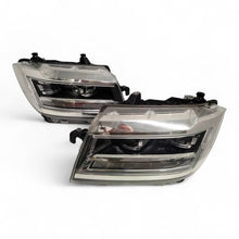 Load image into Gallery viewer, Frontscheinwerfer VW Crafter 7C1941036C 7C1941035C Full LED Ein Satz Headlight SCH3254638867qc