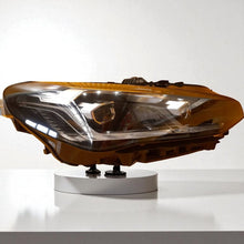 Laden Sie das Bild in den Galerie-Viewer, Frontscheinwerfer BMW 2 Active Tourer U06 5A42248 LED Rechts Headlight