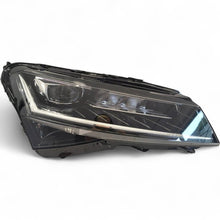 Laden Sie das Bild in den Galerie-Viewer, Frontscheinwerfer Skoda Superb III 3V19410161 Full LED Rechts Headlight