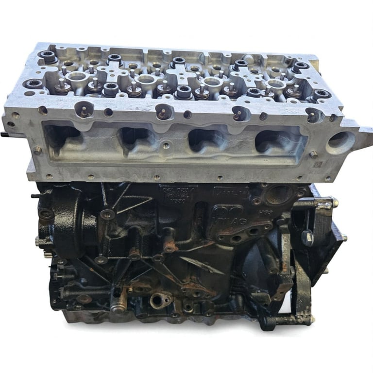 Motor Audi VW A3 Passat CLH 1.6 TDI 105PS 77kW Diesel Engine Unkomplett
