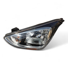 Laden Sie das Bild in den Galerie-Viewer, Frontscheinwerfer Hyundai I10 92101B9000 Links Scheinwerfer Headlight SCH4724947272in