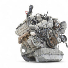 Load image into Gallery viewer, Motor Mercedes-Benz Sprinter 906 642990 3.0 CDI 204PS 150kW 197TKm Unkomplett
