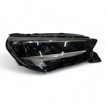 Laden Sie das Bild in den Galerie-Viewer, Frontscheinwerfer Opel Corsa F 39162654 LED Rechts Scheinwerfer Headlight SCH5960480861ro
