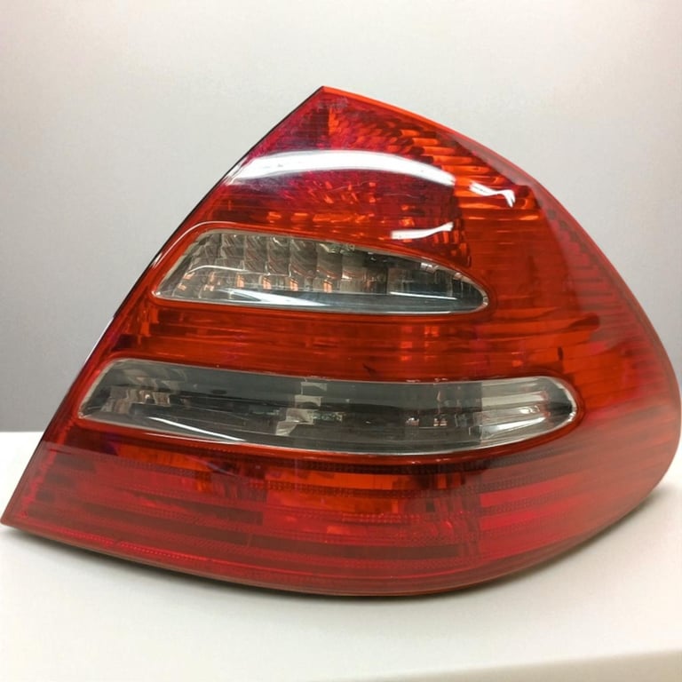 Rückleuchte Mercedes-Benz W211 A2118200464 Rechts Rearlight