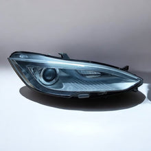Laden Sie das Bild in den Galerie-Viewer, Frontscheinwerfer Tesla Model S A101222700DG Xenon Rechts Scheinwerfer Headlight
