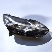 Laden Sie das Bild in den Galerie-Viewer, Frontscheinwerfer Dacia Sandero III 260106343R LED Rechts Scheinwerfer Headlight