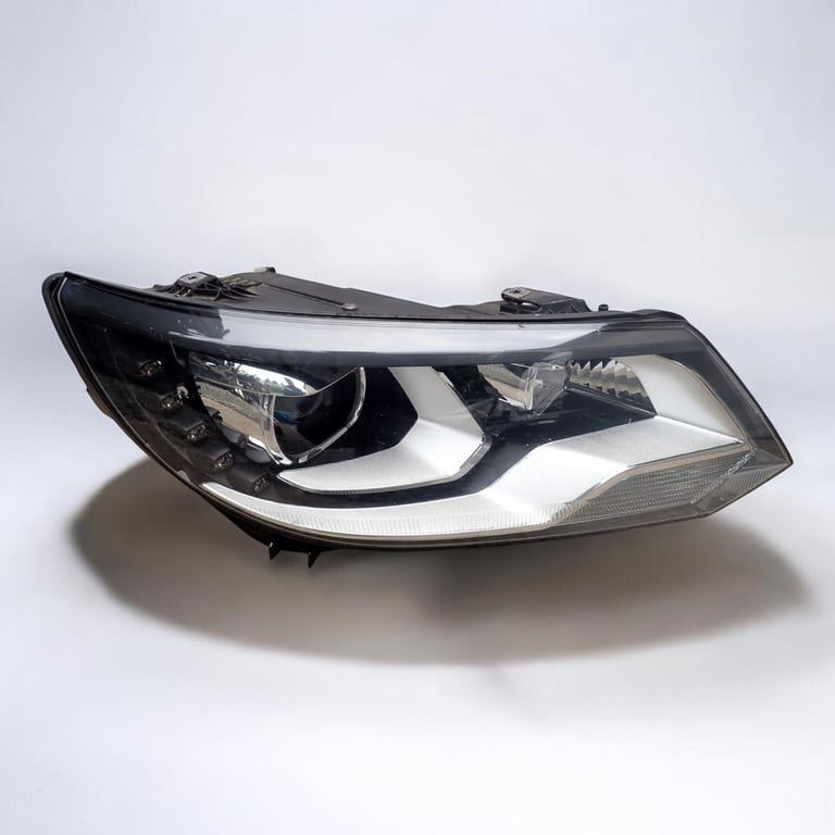 Frontscheinwerfer VW Tiguan 5N1941752 Xenon Rechts Scheinwerfer Headlight