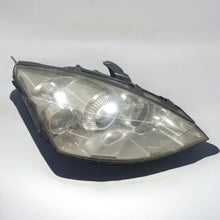 Laden Sie das Bild in den Galerie-Viewer, Frontscheinwerfer Ford Focus Xenon Rechts Scheinwerfer Headlight SCH6664764375ci