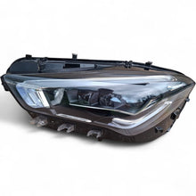 Laden Sie das Bild in den Galerie-Viewer, Frontscheinwerfer Mercedes-Benz Cla X118 C118 A1189063100 LED Links Headlight SCH3738910843gb