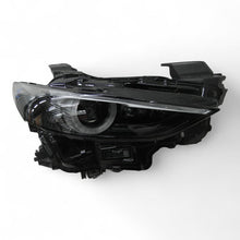 Laden Sie das Bild in den Galerie-Viewer, Frontscheinwerfer Mazda 3 Bp BCJH-51030 Rechts Scheinwerfer Headlight SCH2522612874wi