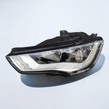 Laden Sie das Bild in den Galerie-Viewer, Frontscheinwerfer Audi A3 8V0941003 Links Scheinwerfer Headlight