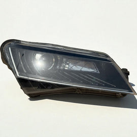 Frontscheinwerfer Skoda Superb III 3V1941016B Rechts Scheinwerfer Headlight