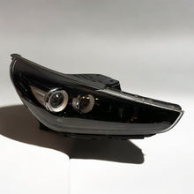 Load image into Gallery viewer, Frontscheinwerfer Hyundai I30 III 92102-G4120 LED Rechts Scheinwerfer Headlight SCH5937896602sp