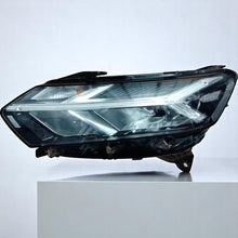 Laden Sie das Bild in den Galerie-Viewer, Frontscheinwerfer Dacia Sandero III Logan 260605914R LED Links Headlight