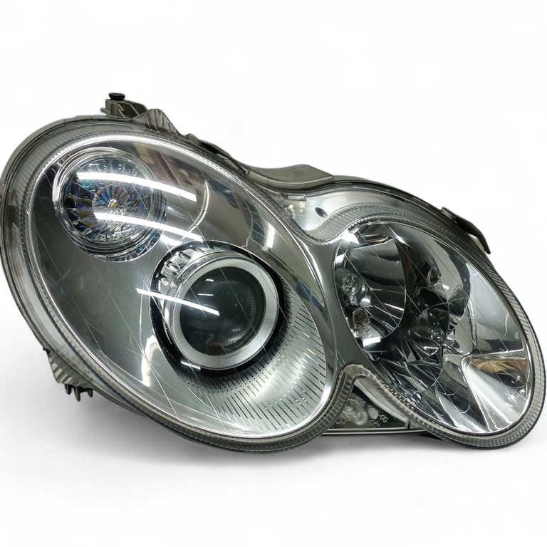 Frontscheinwerfer Mercedes-Benz Coupe Cl203 152738-00 Xenon Rechts Headlight SCH9547818060ys