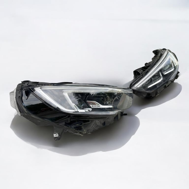 Frontscheinwerfer Opel Insignia B 39195646 39195645 Full LED Rechts oder Links