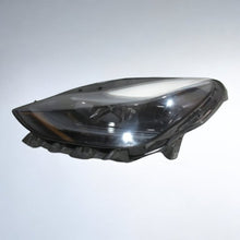 Laden Sie das Bild in den Galerie-Viewer, Frontscheinwerfer Tesla 1514952-00-D Links Scheinwerfer Headlight