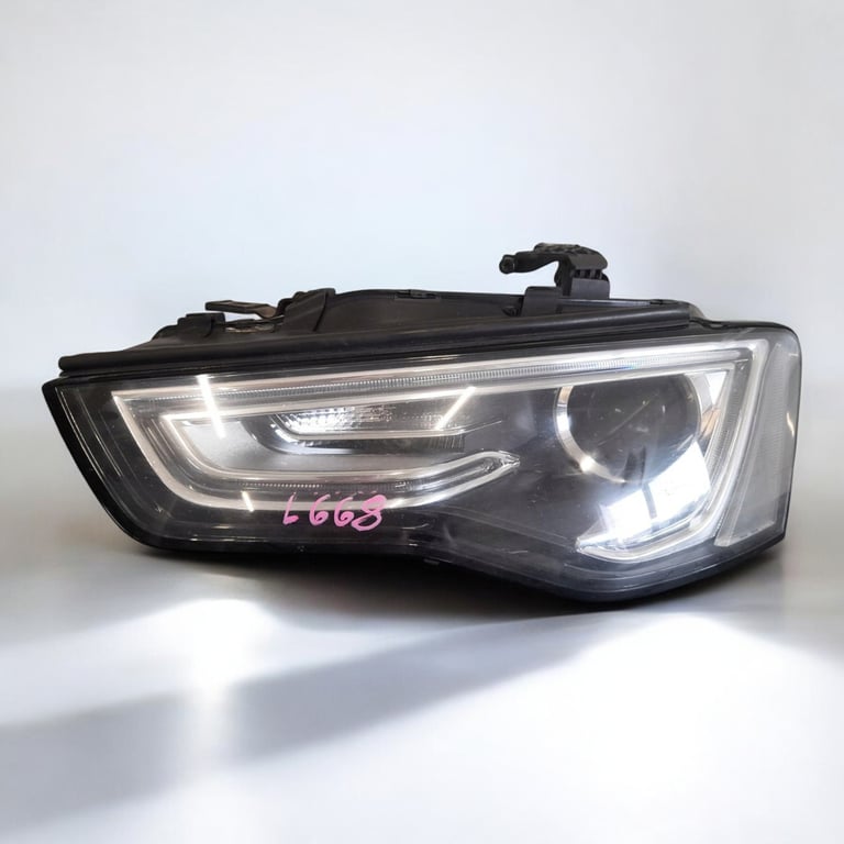 Frontscheinwerfer Audi A5 8T0941005 Links Scheinwerfer Headlight