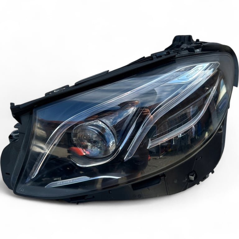Frontscheinwerfer Mercedes-Benz W213 A2139066504 LED Rechts oder Links SCH2554607027np