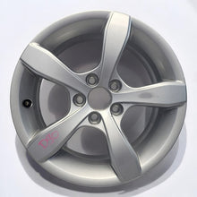 Laden Sie das Bild in den Galerie-Viewer, 1x Alufelge 15 Zoll 6.0&quot; 5x100 29ET Glanz Silber 8X0071495 Audi A1 Rim Wheel