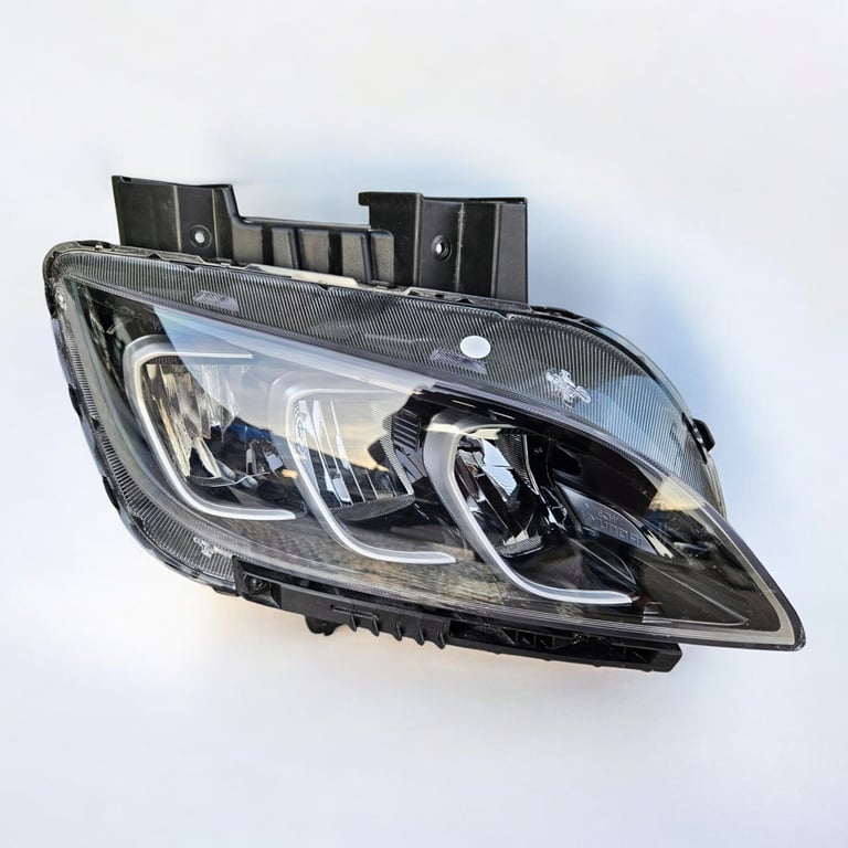 Frontscheinwerfer Hyundai Kona J9921-63060 LED Rechts Scheinwerfer Headlight