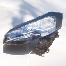 Laden Sie das Bild in den Galerie-Viewer, Frontscheinwerfer VW Polo 2G1941005 Links Scheinwerfer Headlight