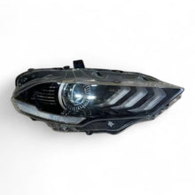 Laden Sie das Bild in den Galerie-Viewer, Frontscheinwerfer Ford JR3B-13005 LED Rechts Scheinwerfer Headlight SCH9002341221zt