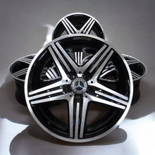 Load image into Gallery viewer, 4x Alufelge 18 Zoll 8.0&quot; 5x112 48ET Glanz Schwarz A1764010402 Mercedes-Benz Amg