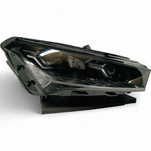 Laden Sie das Bild in den Galerie-Viewer, Frontscheinwerfer Skoda Enyaq IV 5az 5LB941016G 1EX014773-82 Full LED Rechts