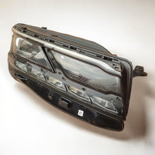 Laden Sie das Bild in den Galerie-Viewer, Frontscheinwerfer VW Touareg 761941082A LED Rechts Scheinwerfer Headlight
