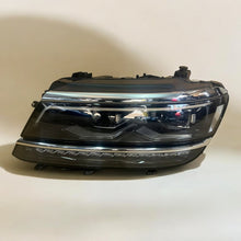 Load image into Gallery viewer, Frontscheinwerfer VW Tiguan 5NB941081D Full LED Links Scheinwerfer Headlight