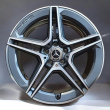 Load image into Gallery viewer, 4x Alufelge 19 Zoll 7.5" 5x112 53ET Glanz A2474011500 Mercedes-Benz Glb Gla Amg FEL4125437344hq