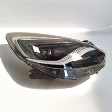 Laden Sie das Bild in den Galerie-Viewer, Frontscheinwerfer Opel Zafira C 13472663 92102-G4600 LED Rechts Headlight