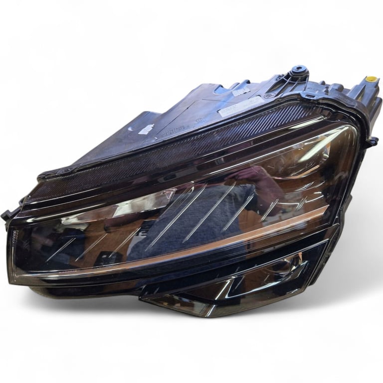 Frontscheinwerfer Skoda Karoq 57B941015 LED Ein Stück (Rechts oder Links) SCH3968206555bv