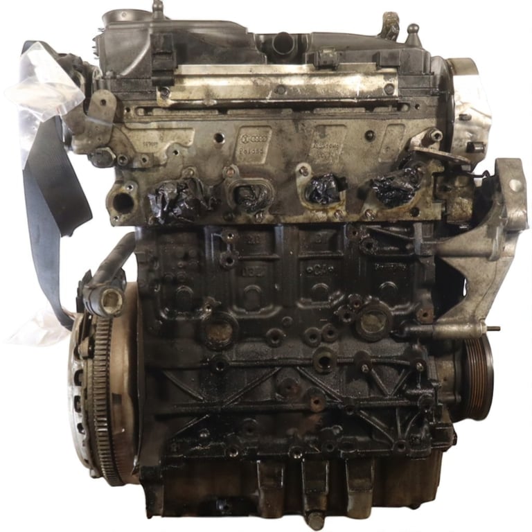 Motor VW Passat B7 CFF 2.0 TDI 140PS 2011 Diesel Engine Unkomplett