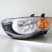 Laden Sie das Bild in den Galerie-Viewer, Frontscheinwerfer Mitsubishi Colt VI 030124930100 Links Scheinwerfer Headlight