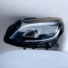 Laden Sie das Bild in den Galerie-Viewer, Frontscheinwerfer Mercedes-Benz W246 A2469062601 LED Links Headlight