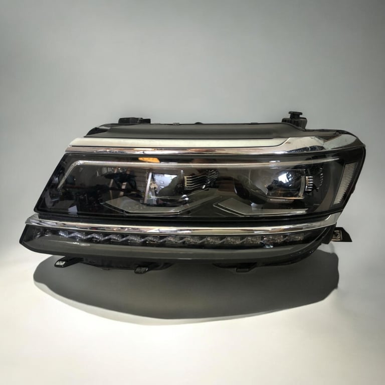 Frontscheinwerfer VW Tiguan Allspace 5NN941081D Full LED Links Headlight