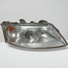 Laden Sie das Bild in den Galerie-Viewer, Frontscheinwerfer Saab 9-3 Rechts Scheinwerfer Headlight